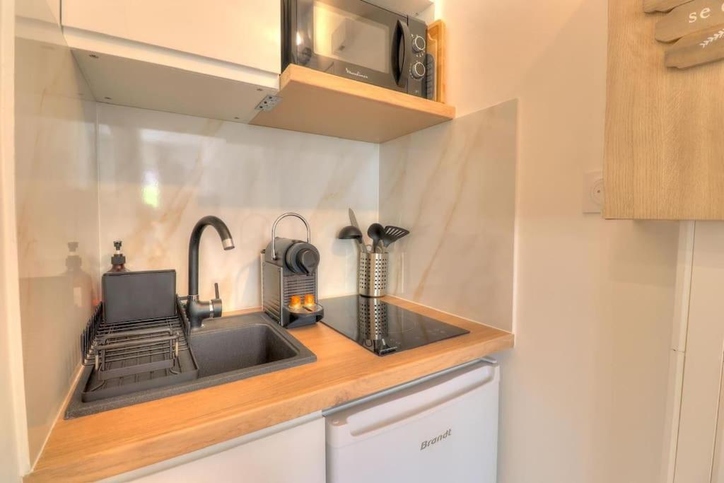 Charmant Studio Renove A Antibes, Plage A 10 Min A Pied 外观 照片